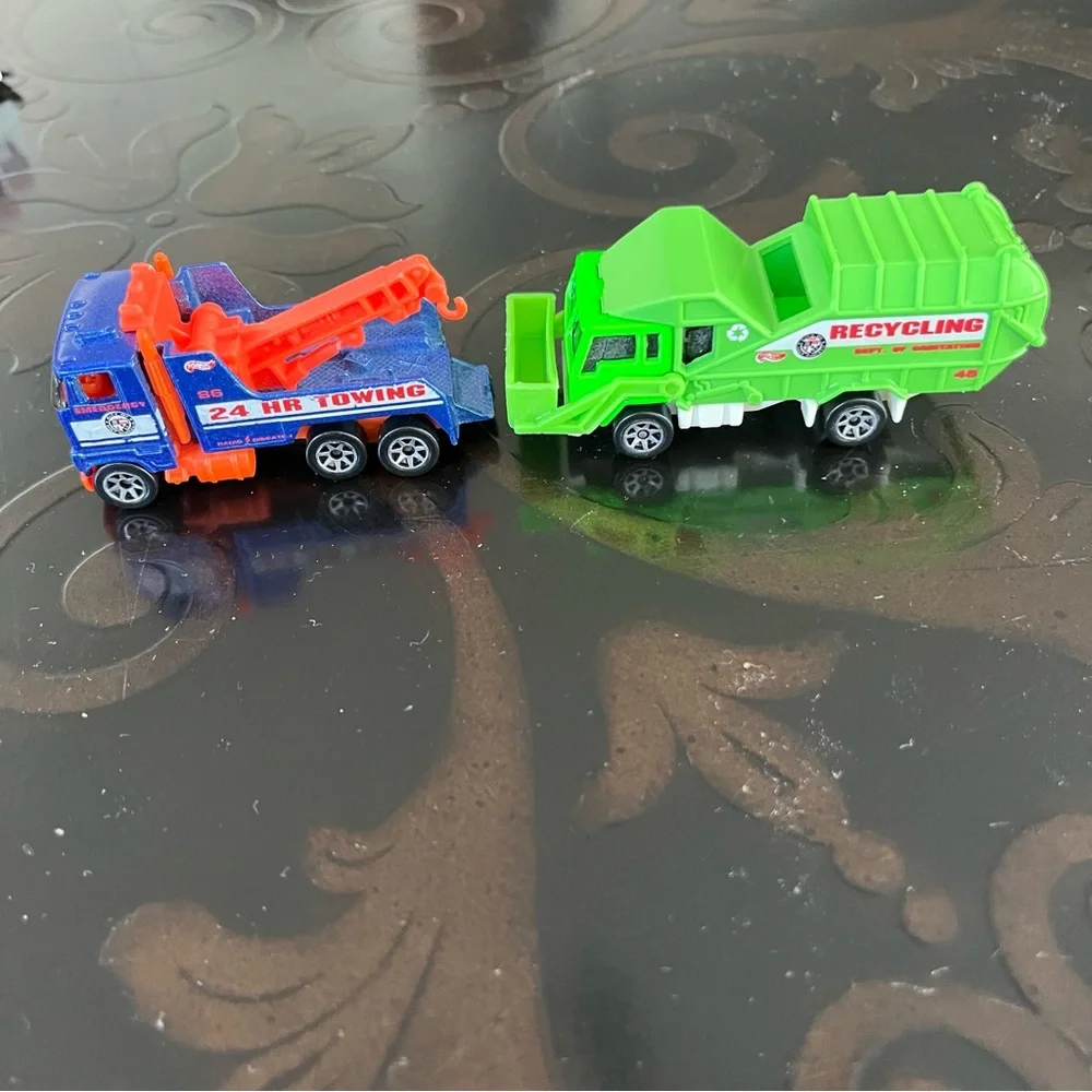 Hot Wheels Community Trucks